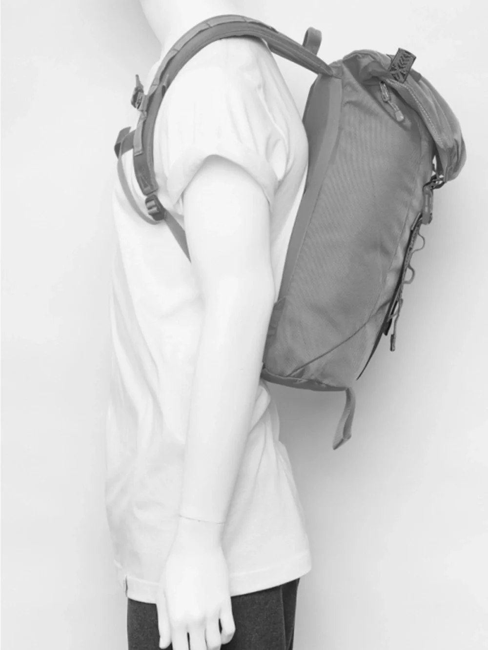 The North Face Lineage Rucksack Versatile Hiking Backpack Beige